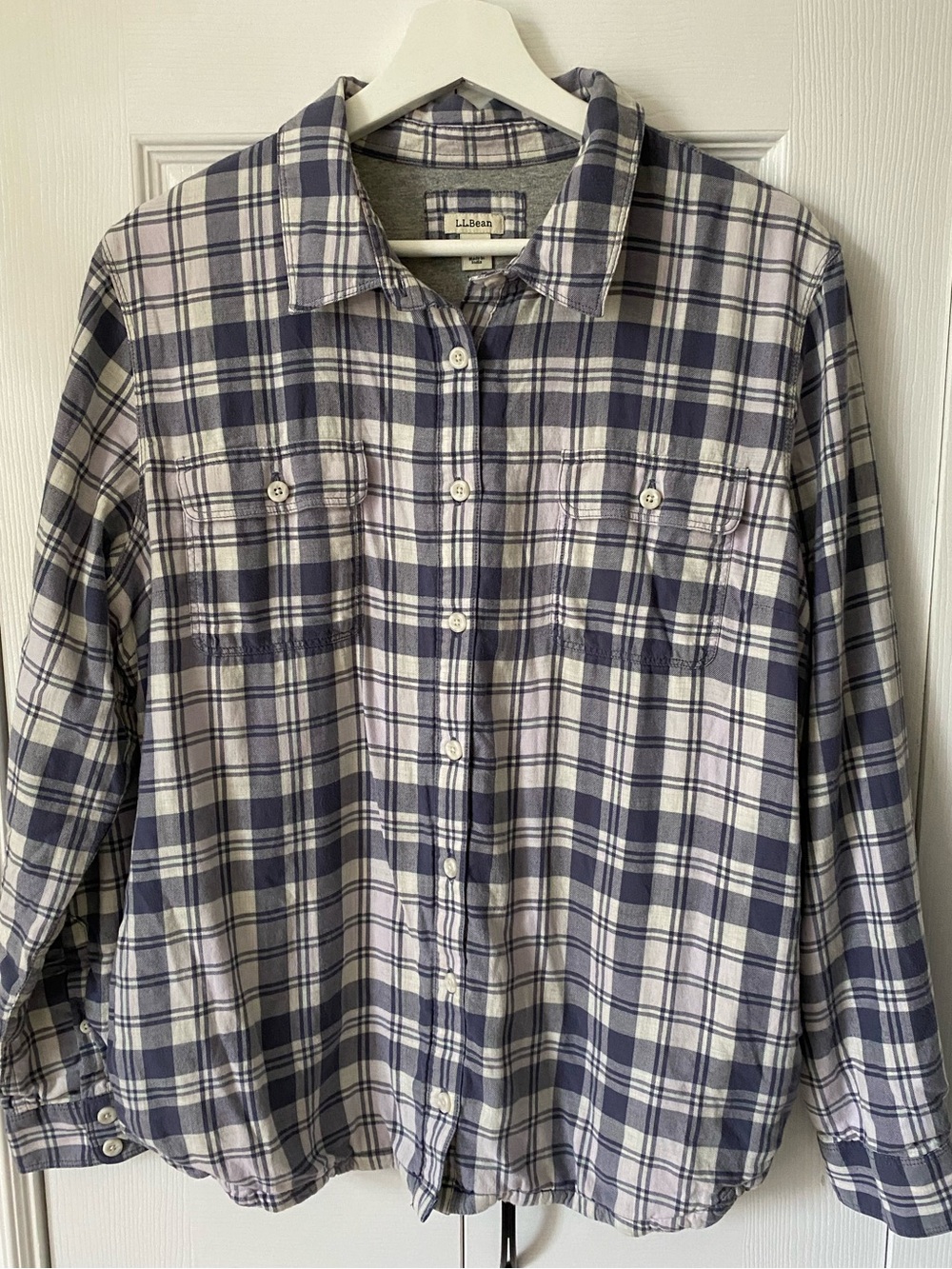 L.L. Bean Women’s Jersey Lined Plaid Flannel Shirt soft grey mauve Size large